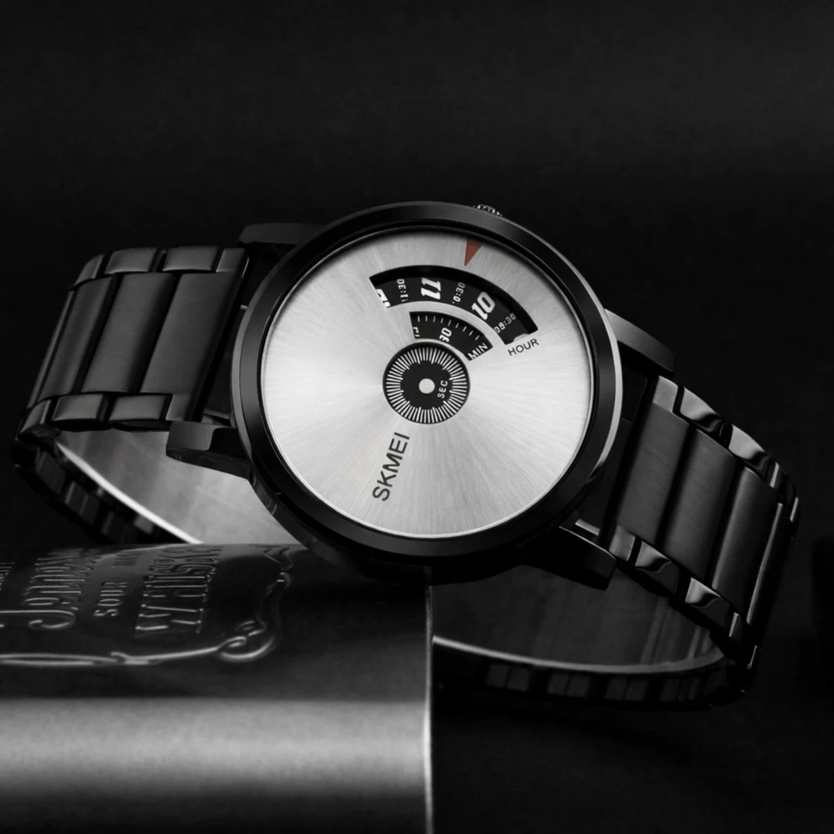 CHAKA 12 নতুন ডিজাইনের পুরুষদের জন্য ঘড়ি BLACK SILVER